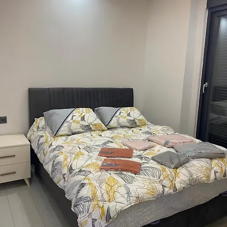 Havalimani Manzarali Lux Apartament *