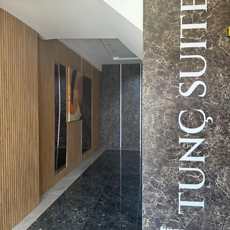 Havalimani Manzarali Lux